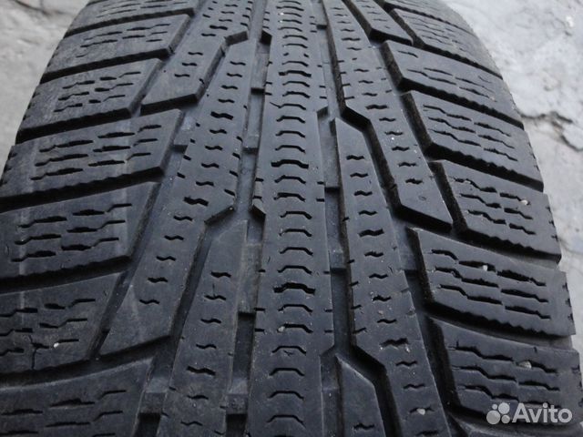 Продам 1 баллон 215/55 R16 nokian