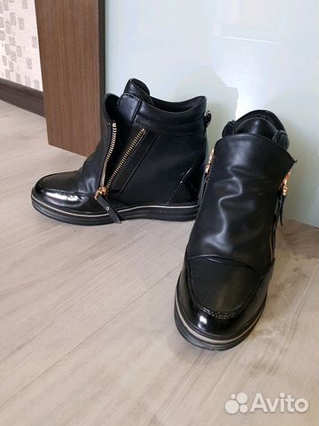 Ботинки осенние р.35 (2 пары) Ботинки осенние р.35 (2 пары)