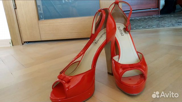 Босоножки RiaRosa