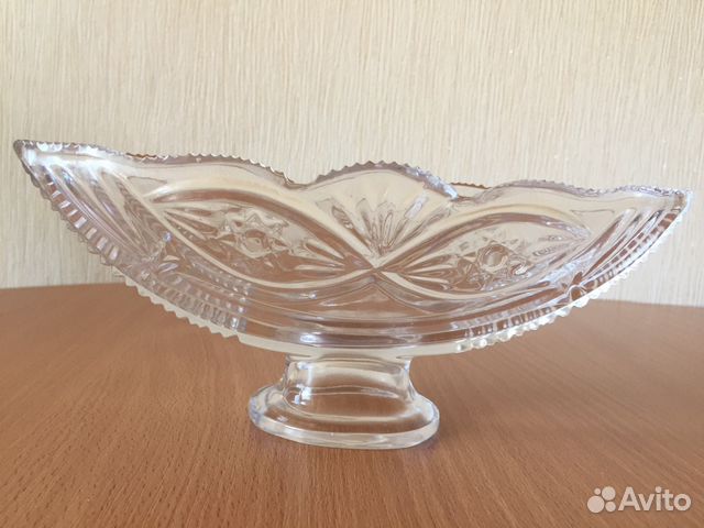 Хрустальные вазы. Салатницы