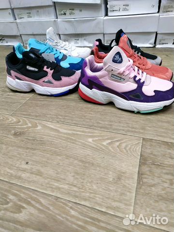 Кроссовки adidas falcon Кроссовки adidas falcon