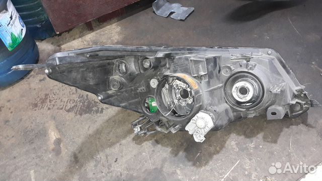 Фара левая субару легаси аутбак subaru legasi outb Фара левая субару легаси аутбак subaru legasi outb