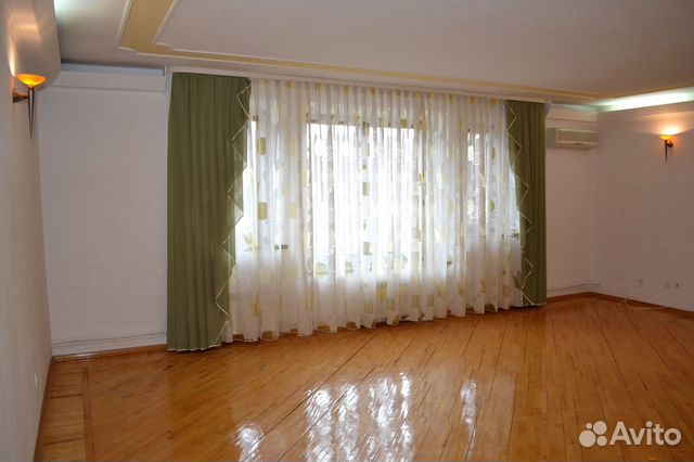 4-к квартира, 190 м², 3/5 эт.