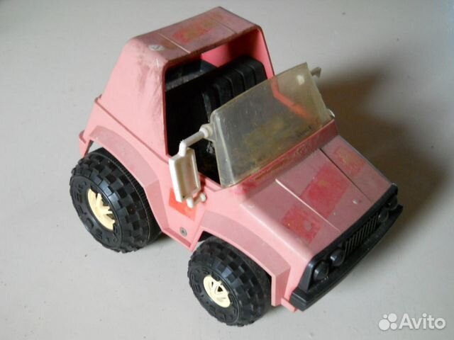 Машинка игрушка инерционная дим2-сбото времён СССР Машинка игрушка инерционная дим2-сбото времён СССР