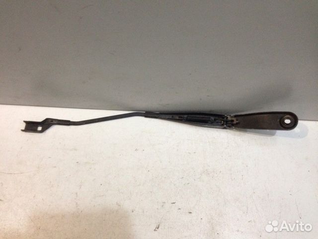Поводок стеклоочистителя передний левый Ford