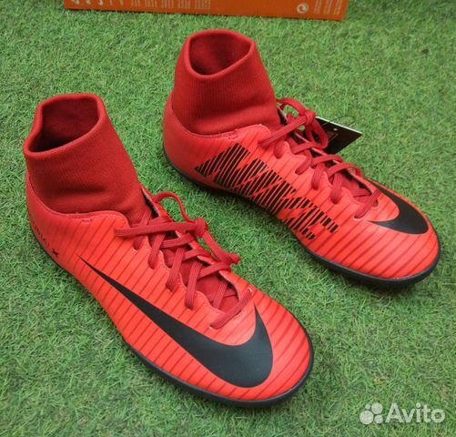 Новые детские сороконожки Nike 38 размер Новые детские сороконожки Nike 38 размер