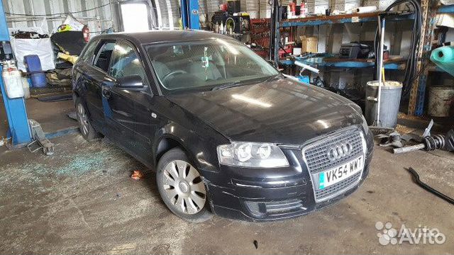 Капот фара бампер дверь Audi A3 (8PA)