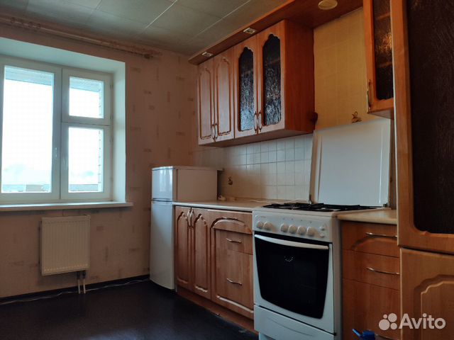 1-к квартира, 50 м², 3/10 эт.