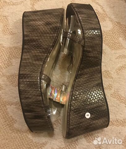 Шлёпанцы Шлёпанцы