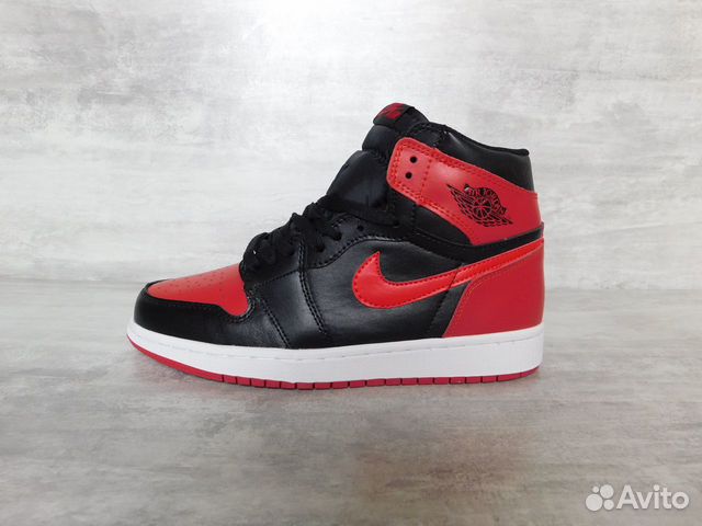 Кроссовки Air Jordan 1