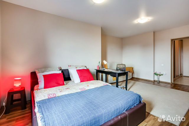 

1-к. квартира, 52 м², 10/18 эт.