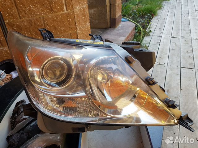 Фара на лексус 570