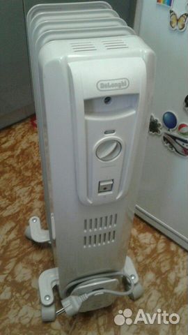 Масляный обогреватель Delonghi