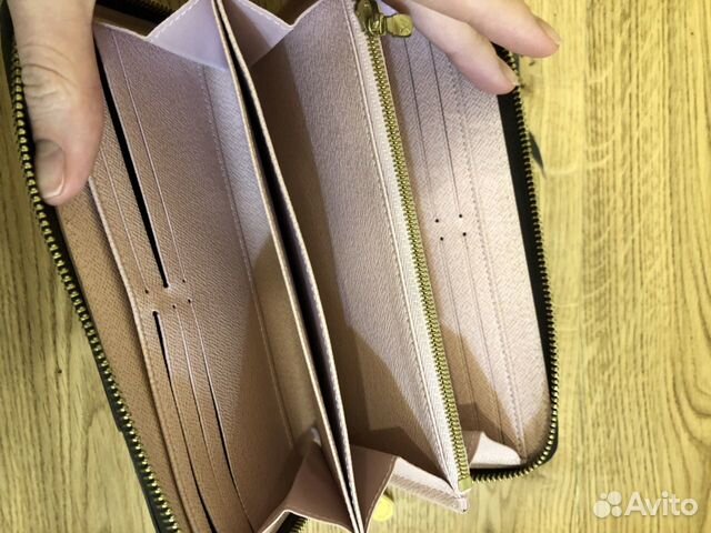 Кошелёк Louis Vuitton