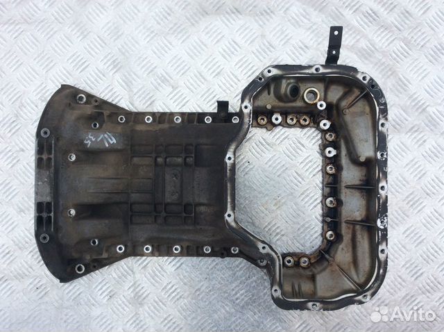 Поддон двигателя Mercedes om 272