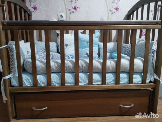 Детский манеж с матрасом