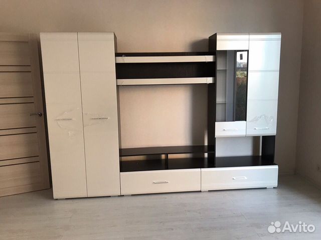 2-к квартира, 80 м², 1/4 эт.