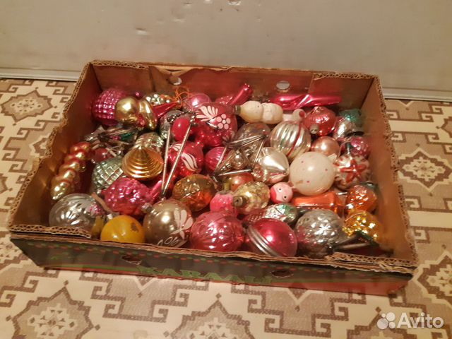  Christmas decorations 