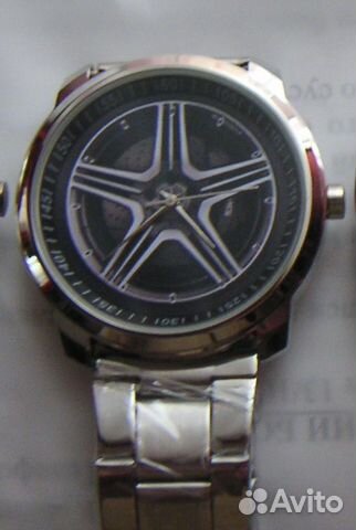 Часы кварцевые Mercedes AMG 2 варианта Часы кварцевые Mercedes AMG 2 варианта