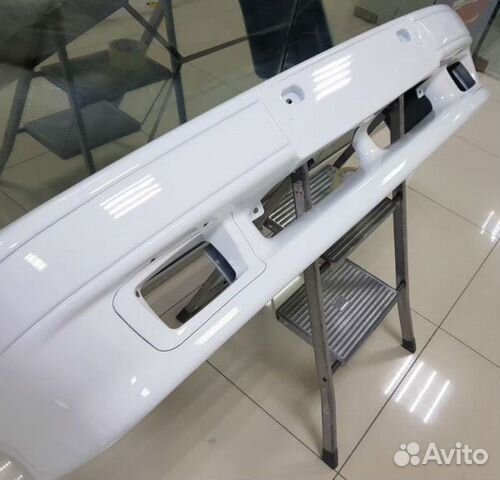 Бампер передний ваз 213/2114/2115 белое облако