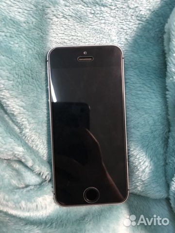 Телефон iPhone