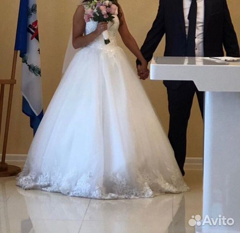 Свадебное платье