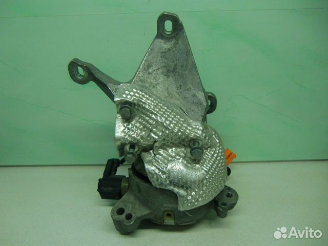 Подушка коробки передач левая Audi A8 S8 D4 Подушка коробки передач левая Audi A8 S8 D4