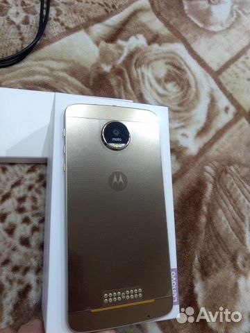 Телефон Motorola Z