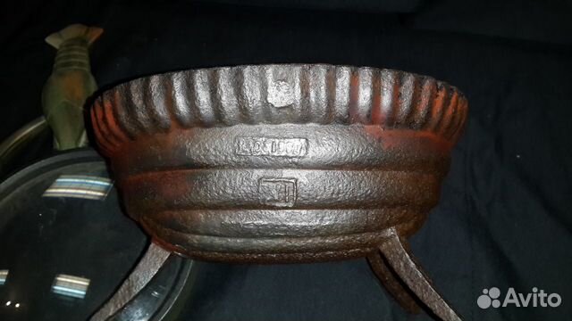 Старинная чугунная форма для хлеба