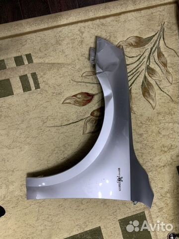 Продам крыло на Skoda Octavia A7 2018 года