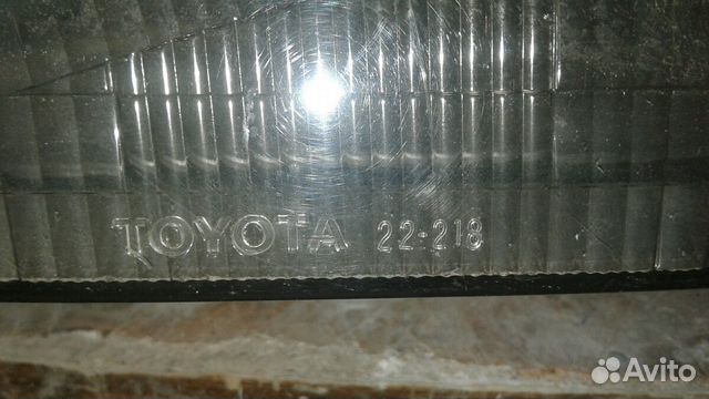 Фара передняя на toyota mark 2 (GX-90)