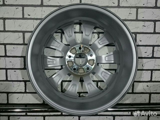 5х114.3-17 Hyundai (1шт.Новый) Оригинал dia 67.1 5х114.3-17 Hyundai (1шт.Новый) Оригинал dia 67.1