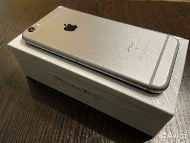 Телефон iPhone 6s Телефон iPhone 6s