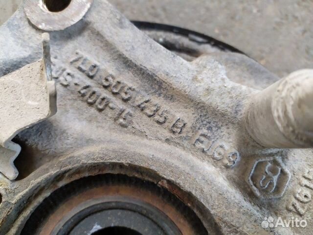 Кулак поворотный задний левый Volkswagen Touareg Кулак поворотный задний левый Volkswagen Touareg