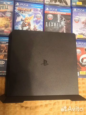 Sony Ps4 slim 1 tb + 2-й джойстик + игры Sony Ps4 slim 1 tb + 2-й джойстик + игры