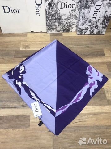 Новый женский шёлковый платок Dior Новый женский шёлковый платок Dior