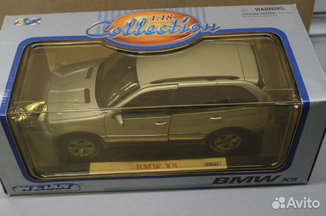 Модель автомобиля 1/18 BMW X5