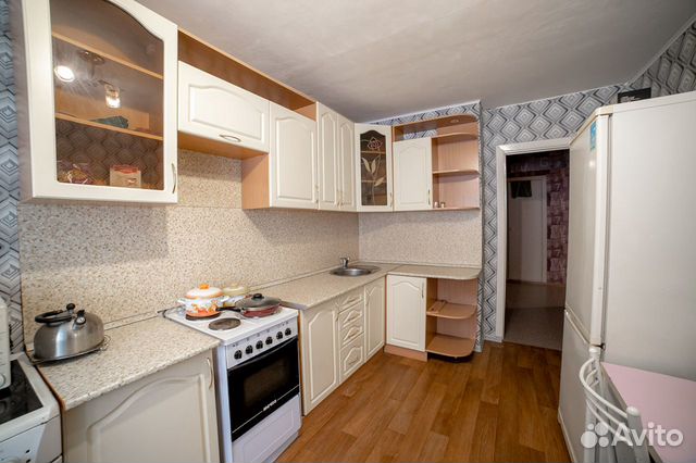 1-к квартира, 52 м², 1/10 эт.