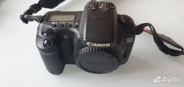 Зеркальный фотоаппарат Canon 20D EOS Зеркальный фотоаппарат Canon 20D EOS