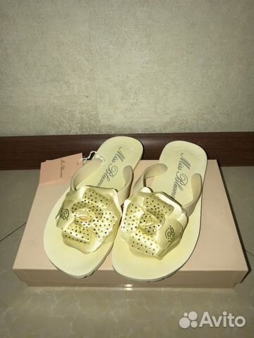 Шлепанцы Шлепанцы