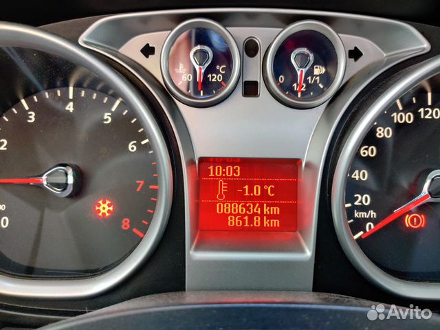 Ford Focus 1.8 МТ, 2008, 88 600 км Ford Focus 1.8 МТ, 2008, 88 600 км