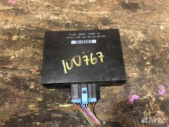 Блок комфорта VAG 1J0959799Q Арт. 100767 Блок комфорта VAG 1J0959799Q Арт. 100767