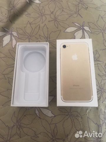 Телефон iPhone 7 на 32