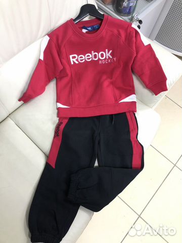 Новый спортивный костюм Reebok Hockey