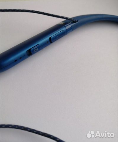 Беспроводные наушники JBL Live 200BT Blue Беспроводные наушники JBL Live 200BT Blue
