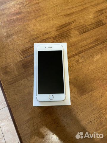 Телефон iPhone 6S Телефон iPhone 6S
