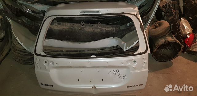 Mitsubishi OutLander 3 Крышка багажника 2015-2020