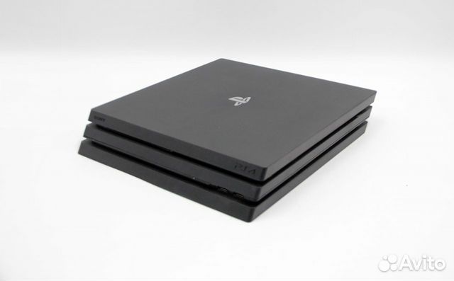 Sony PS4 PRO 1TB ревизия 7208b в идеале