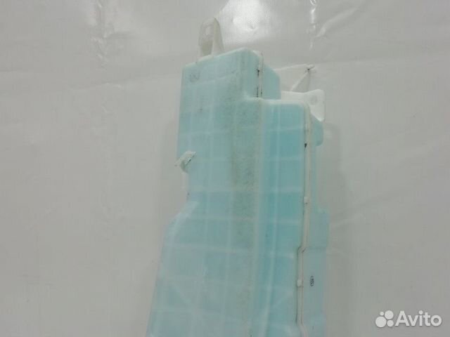 Бачок омывателя передний Lexus Lx 3 2007