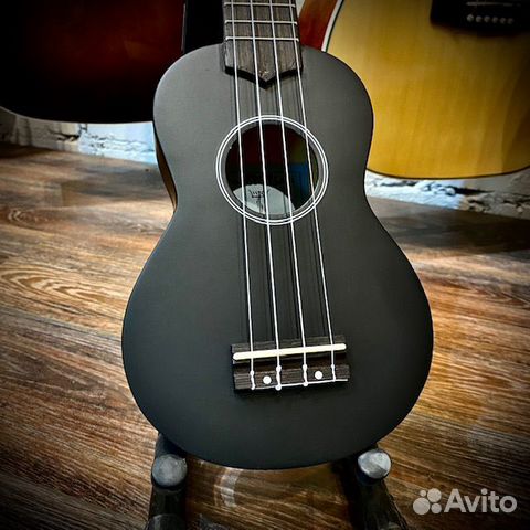 Укулеле сопрано Listen LIS-100BK